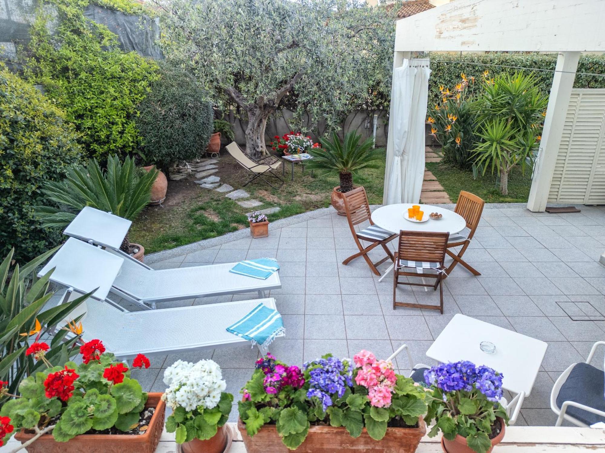 Orosei Home Holidays - Rimediu Εξωτερικό φωτογραφία